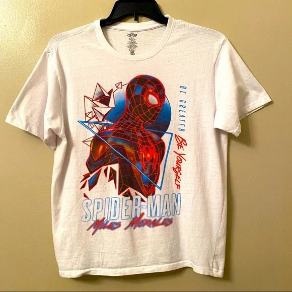 Marvel - Picture 1 of 4